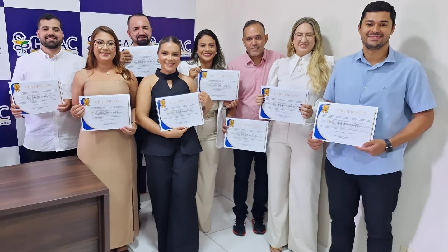 Conselheiros e Diretoria do CRF-AC empossados